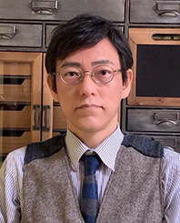 ビューフォート応援シューフィッター花本義文氏