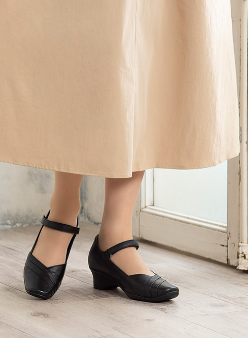 牛革ギャザーデザインフォーマルシューズ